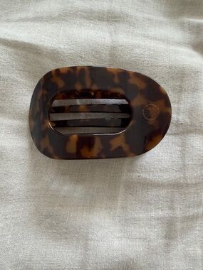 Tortoiseshell Oval Women’s Hair Clip - bundle and save!